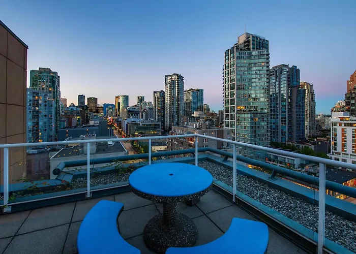 Grand Park Hotel & Suites Downtown Vancouver, An Ascend Collection Hotel