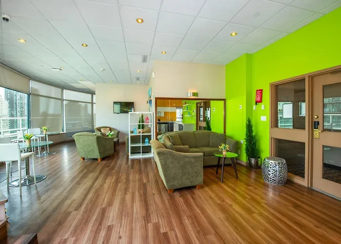 Grand Park Hotel & Suites Downtown Vancouver, An Ascend Collection Hotel